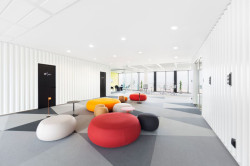 VRTIŠKA • ŽÁK, Interiéry společnosti Avast – foto