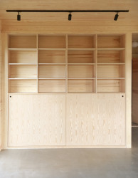 Červený dům z betonu v Lillehammeru, Sanden + Hodnekvam Architects/ John Sanden, Ingvild Hodnekvam, Anders Bjørneseth.