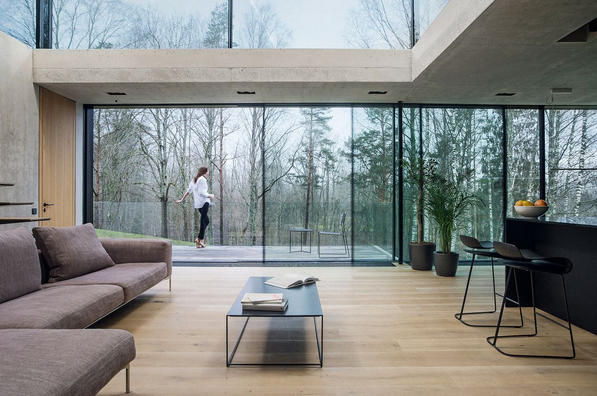 Vila v Lotyšsku, OUTOFBOX architecture