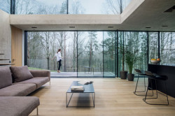 Vila v Lotyšsku, OUTOFBOX architecture