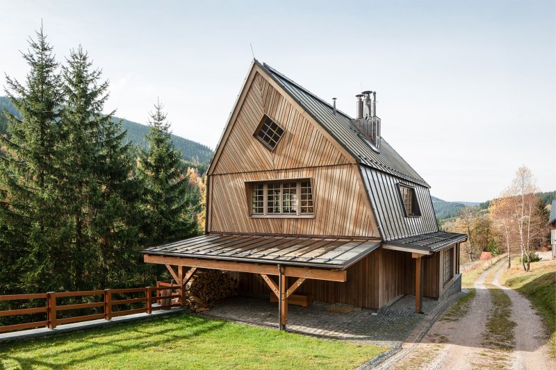 Přestavba chaty ve Svatém Petru, Znamení čtyř - architekti