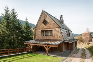 Přestavba chaty ve Svatém Petru, Znamení čtyř - architekti
