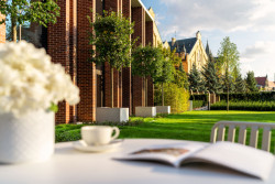 Hotel Bridge, Vratislav, FORUM architekci - foto
