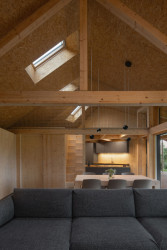 Obývací pokoj (Víkendový dům v Českém ráji, NEW HOW Architekti)