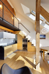 Dalibor Hlaváček, Půdní vestavba Terronská, foto