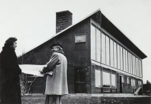Eleanor Raymond - Sluneční dům (1949)