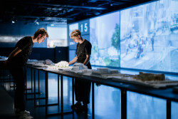 Výstava věnovaná architektonické soutěži na Vltavskou filharmonii bude součástí letního programu CAMPu