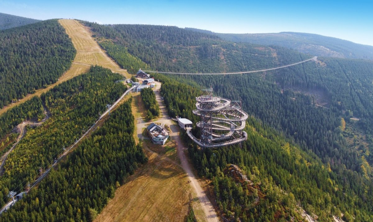 Sky Bridge 721 v Dolní Moravě