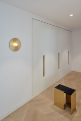 Rekonstrukce bytu na Starém Městě pražském od ateliéru Lenka Míková architekti