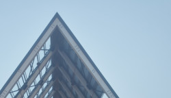 3. Držte si klobouky. Hlavně v lese