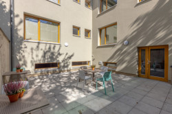 Podnikatelský inkubátor Dům na rohu ve Valašských Kloboukách od studia Jan Hanousek Architekti