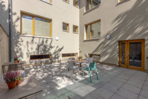 Podnikatelský inkubátor Dům na rohu ve Valašských Kloboukách od studia Jan Hanousek Architekti