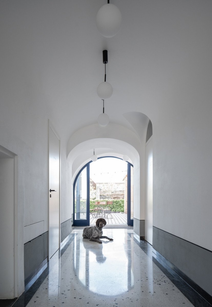 Rekonstrukce historické budovy statku v Noutonicích od ateliéru OBJEKTOR ARCHITEKTI
