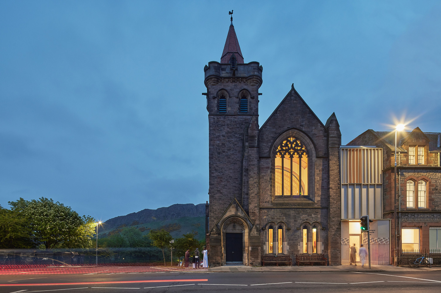 Greyfriars Charteris Center v Edinburghu od studia Konishi Gaffney Architects