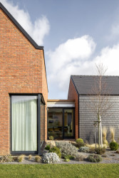 Rodinný dům Lužianky, Sebastian Nagy