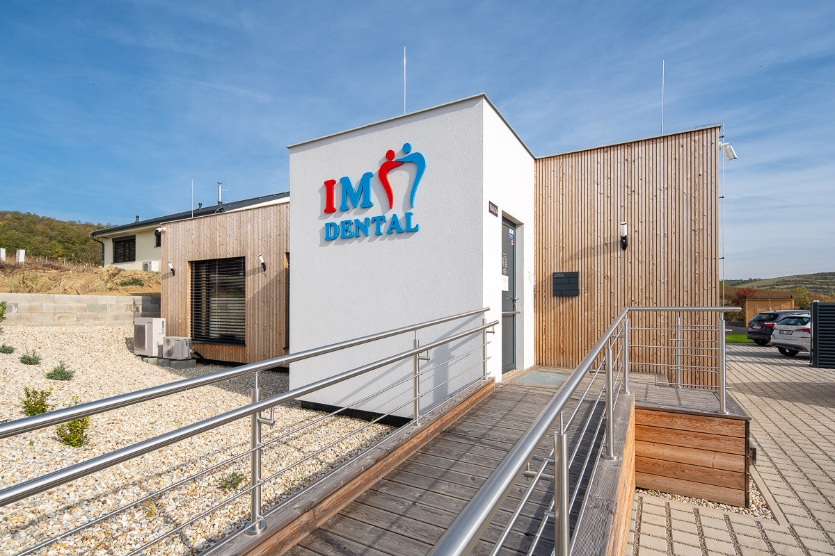 Zubní ordinace  (Komerční dřevostavby od Eko Modular)