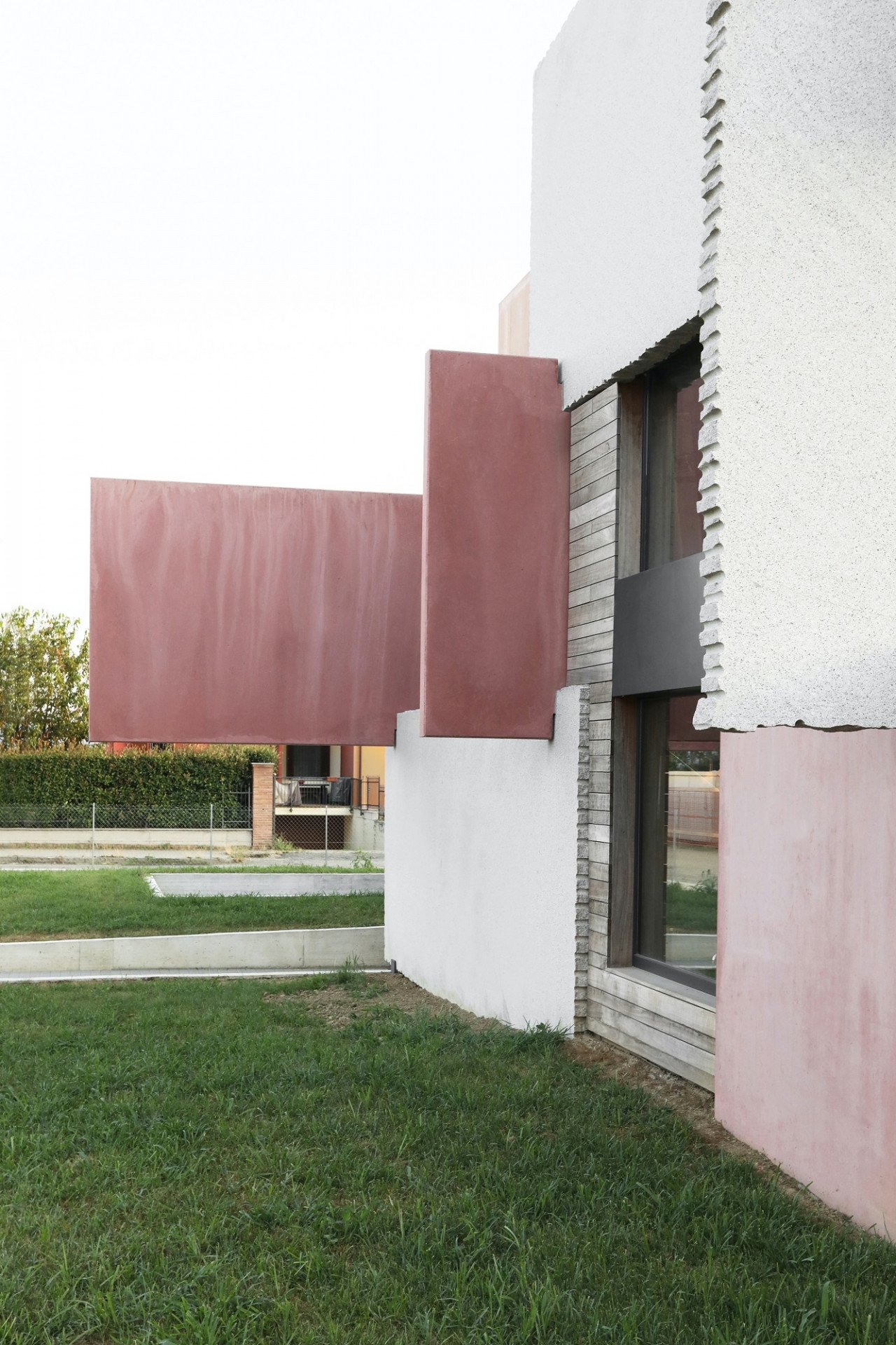 Houses of Cards, Cat House, Elastico Farm © Atelier XYZ