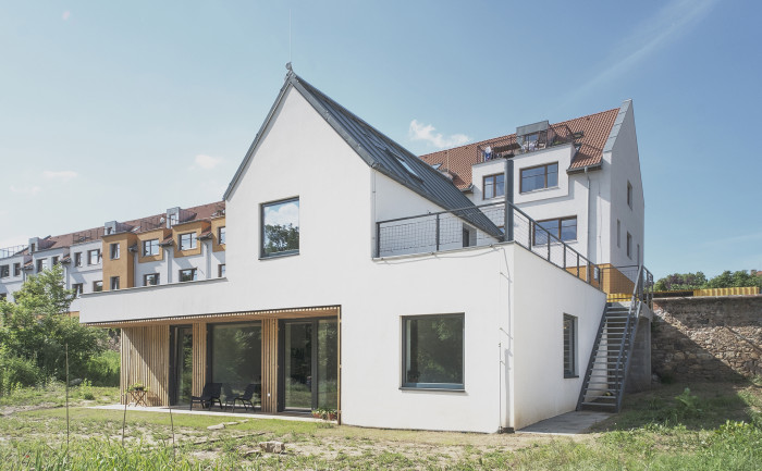 Dům na domě v Mníšku pod Brdy od edit! architects
