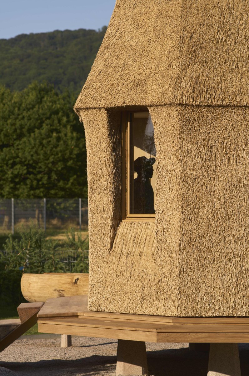 Nový zahradní domek Garden House od Tsuyoshi Tane ve Vitra Campus je postavený z udržitelných materiálů