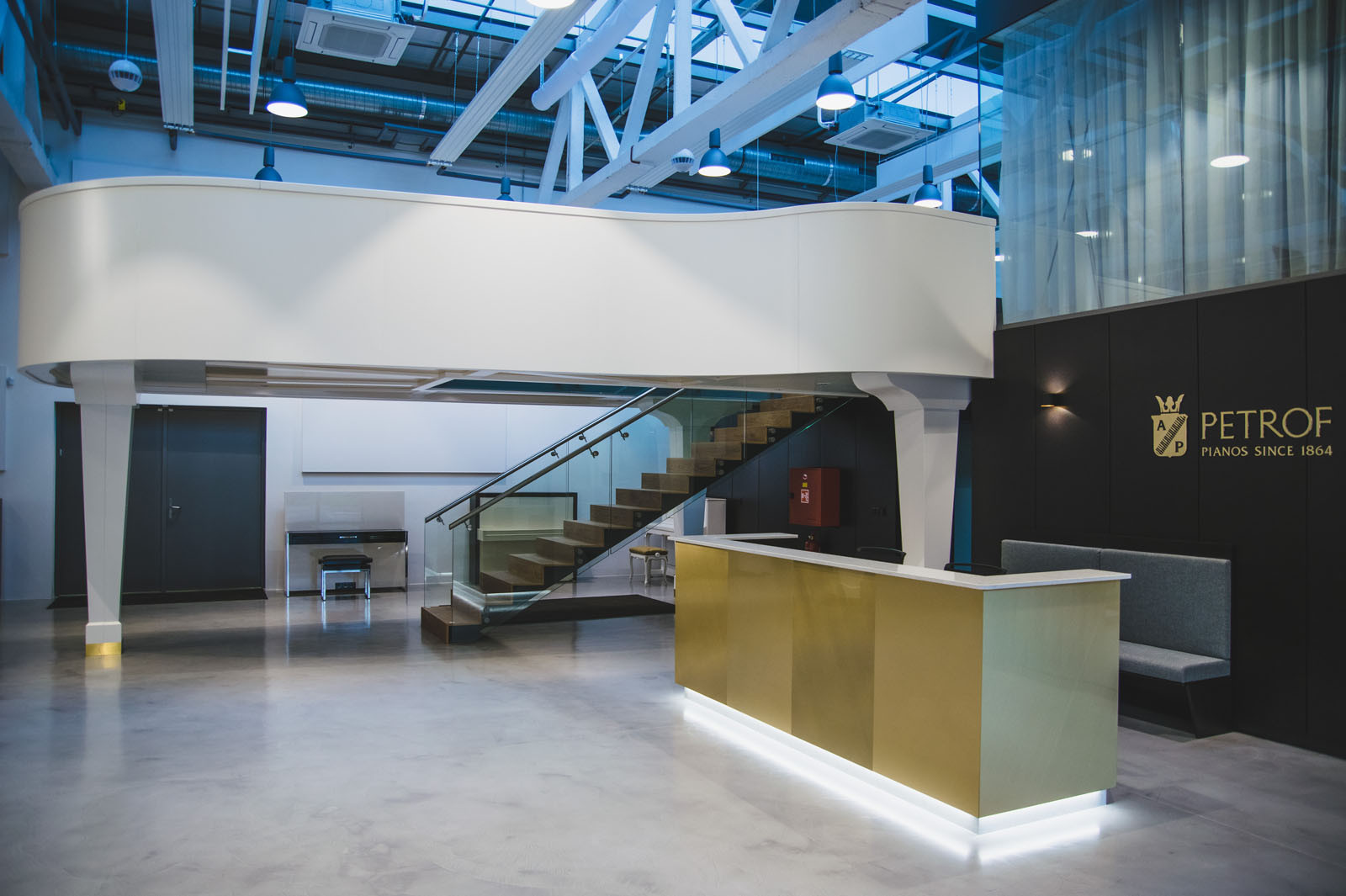 PETROF Hall, ADONIS PROJEKT, spol. s r.o. Zdroj: Technistone