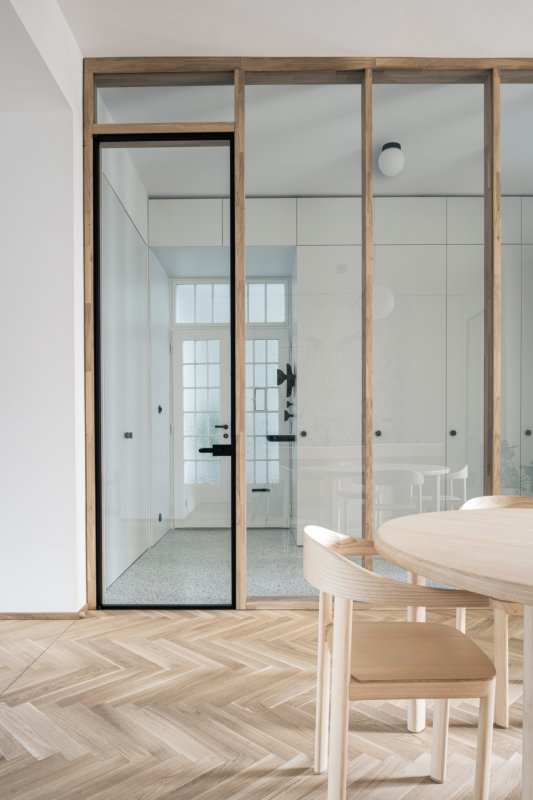 Interiér bytu HLB, Kuklica Smerek architekti / Peter Kuklica, Martin Smerek, Juraj Hubinský