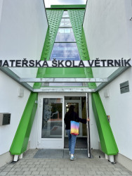 Nenápadný vstup a za ním wow efekt