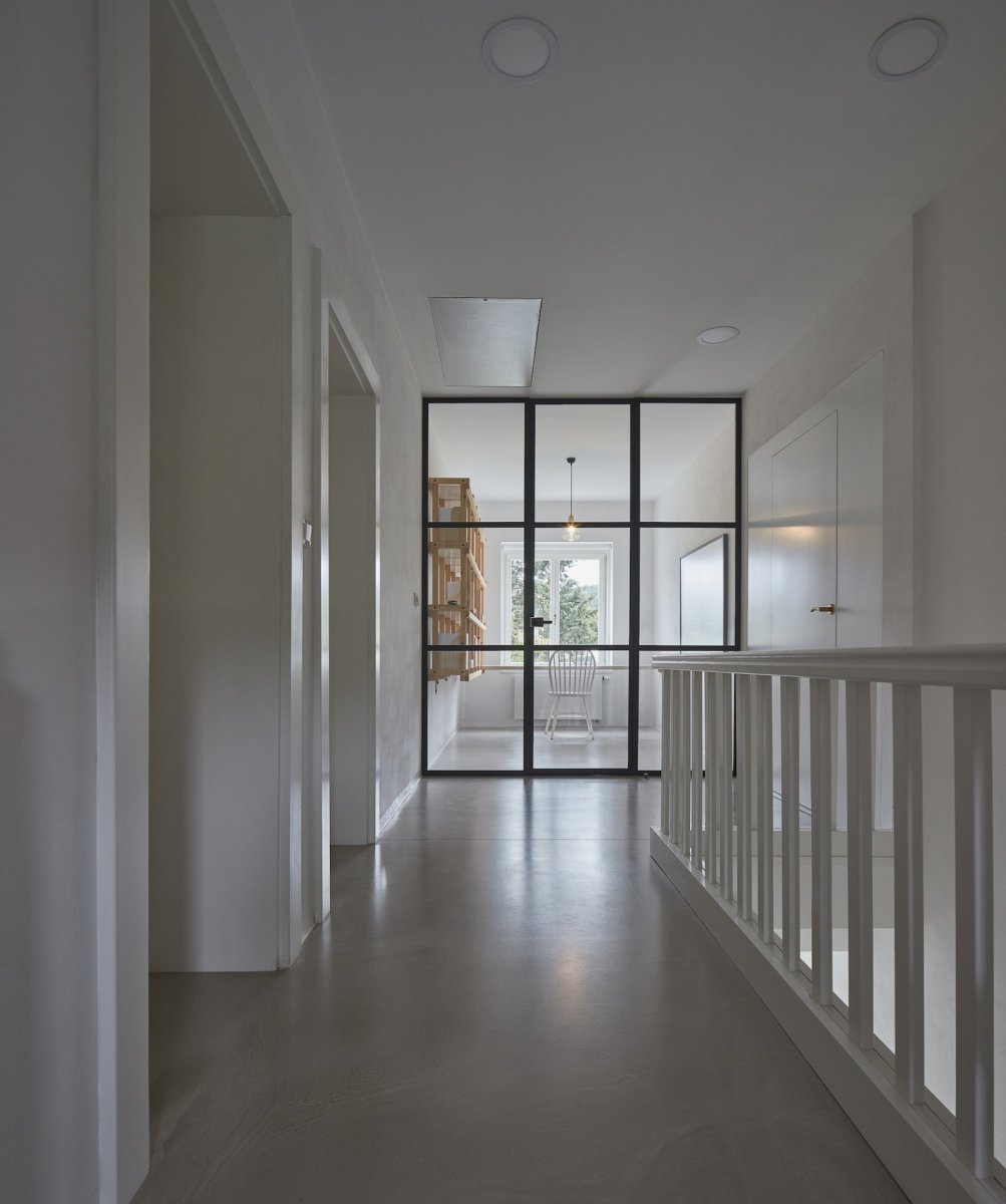 Vila s fontánou, Mjölk architekti