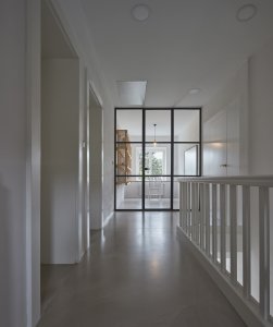 Vila s fontánou, Mjölk architekti