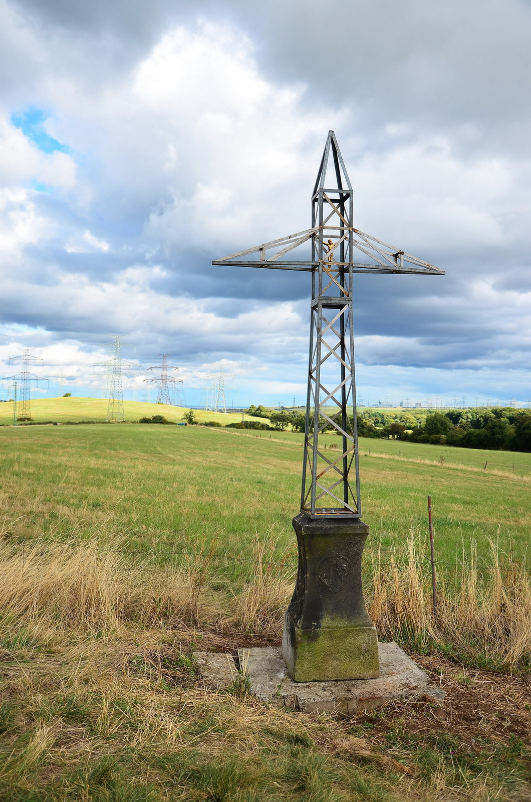 Kříž (Josef Čančík; Wichterkreuz – návrat zmizelého)