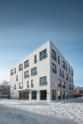 Městská knihovna v Praze na Petřinách, studio MONOM