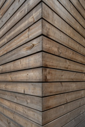 Moderní dřevostavba na Zbraslavi od Lukáše Pejsara