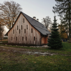 Dostavba chalupy Anička , Refuel works / Zbyněk Ryška, Jan Skoupý