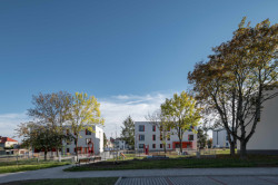 Městské bytové domy v Plzni, Projectstudio8: Více než polovinu bytového fondu tvoří jednotky 1+kk o výměře 32 m², 89 bytů má dispozici 2+kk a plochu 46 m²