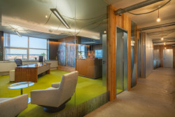 Kanceláře stavební firmy HINTON navržené Stanislavem Fialou