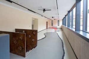 Propojení historického objektu s moderními technologiemi vzdělávacího robotického centra (Obnovené interiéry kapucínského kláštera v Žatci)