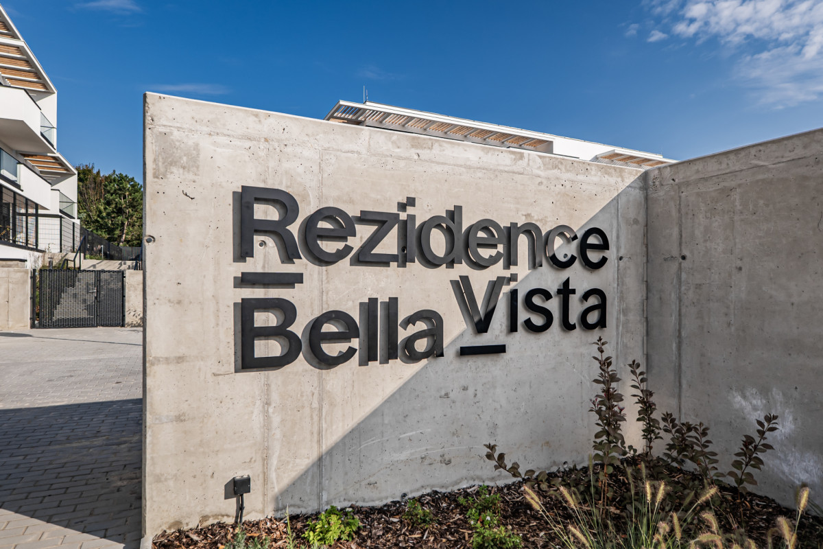 Rezidence Bella Vista v pražské Troji od studia SYNC Architecture.