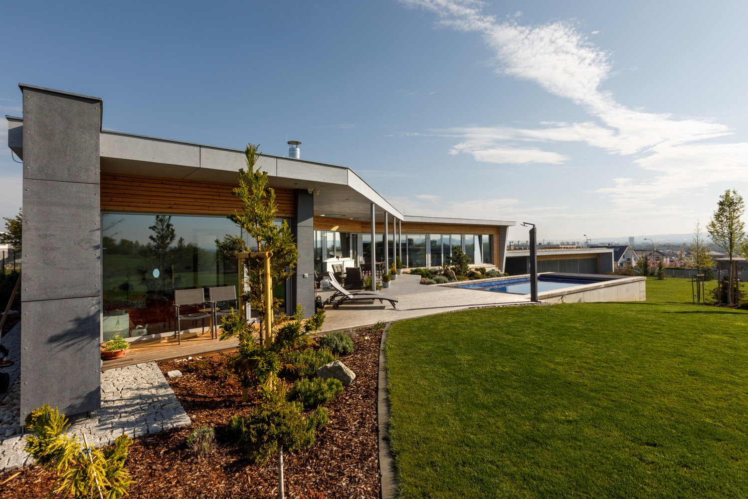 Rodinný dům v Českých Budějovicích, Ateliér Vostracký