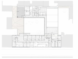Fakulta rozhlasové a televizní tvorby Slezské univerzity v Katovicích, BAAS Arquitectura + Grupa 5 Architekci + Małeccy Biuro Projektowe, půdorys první patro