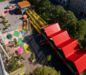  (Morag Myerscough, FLUX - oživení veřejného prostoru v Mnichově)