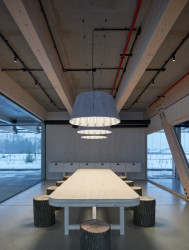 Sídlo Kloboucké lesní od ateliéru Mjölk