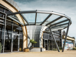 Vstupní objekt koupaliště Podhájská, Ateliér na bašte