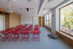 Sál pro multimediální hraní i porady (MŠ Podhrad, sporadical)