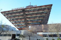 Budova Slovenského rozhlasu, Štefan Svetko, Štefan Ďurkovič a Barnabáš Kissling