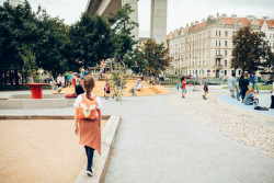 Hlavní architektka ateliéru LOXIA architects navrhla nové sportovní a volnočasové plochy pod pražským Nuselským mostem