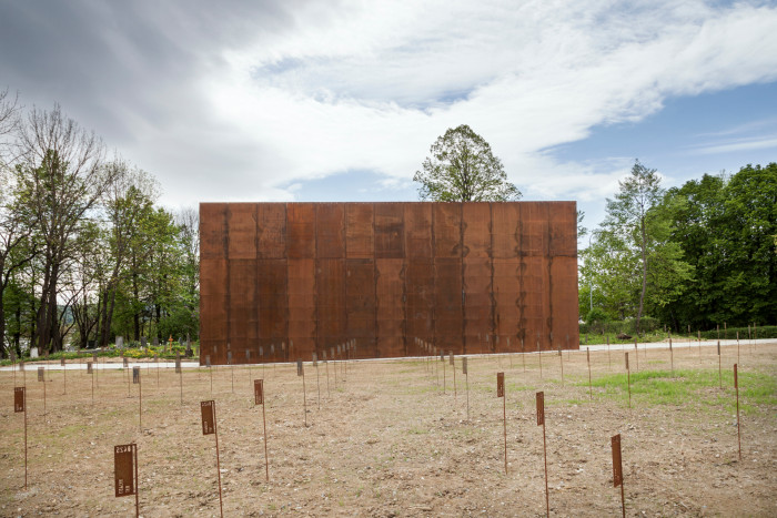 Monument Majer, N/A / Benjamín Brádňanský, Vít Halada, Maroš Greš