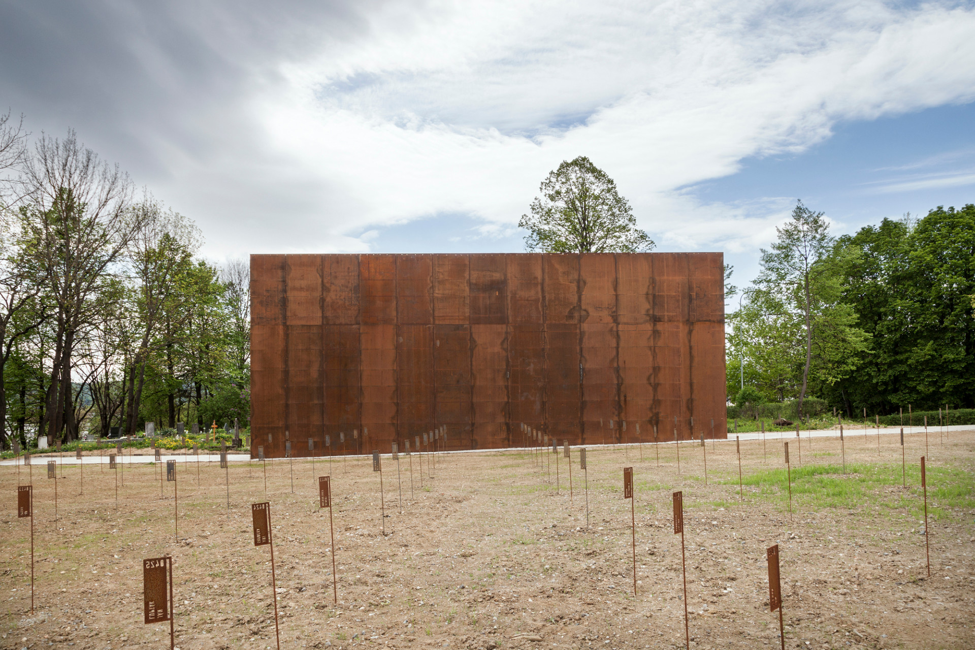 Monument Majer, N/A / Benjamín Brádňanský, Vít Halada, Maroš Greš