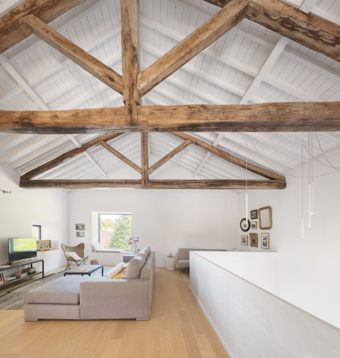 Pink House, Mezzo Atelier