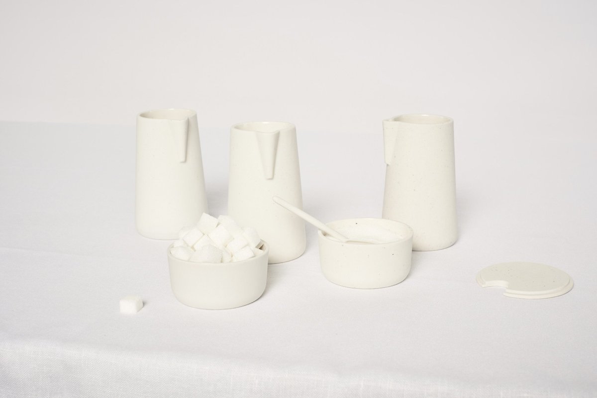 Kolekce porcelánu Unwhite, Lea Mader