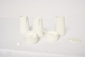 Kolekce porcelánu Unwhite, Lea Mader