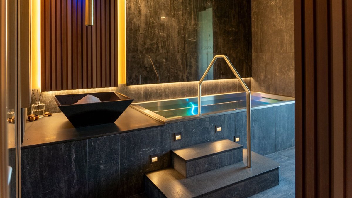 Ochlazovací bazének IMAGINOX a ledovač pro hotel Hraniční zámeček